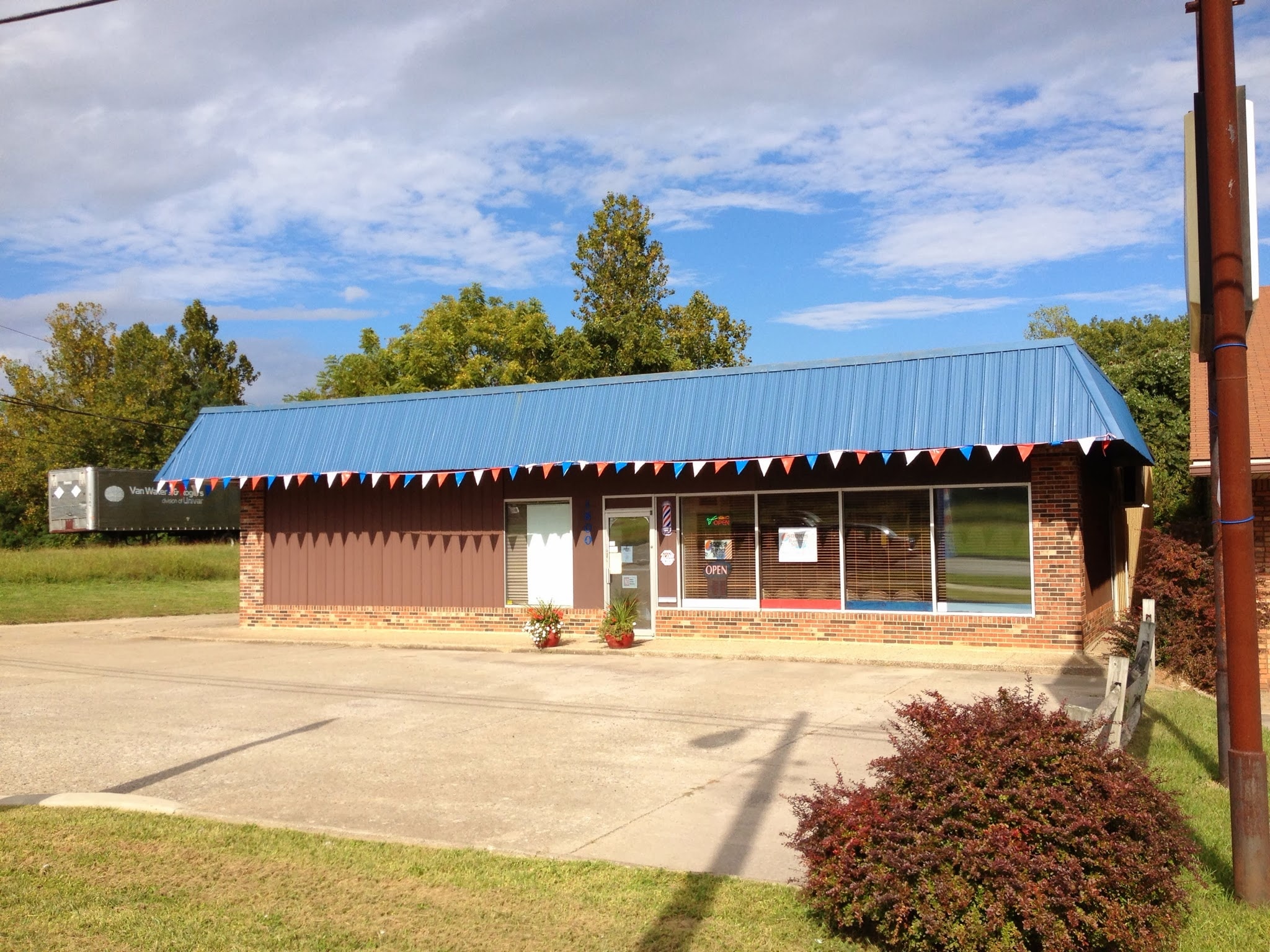 Sook's Barbershop storefront